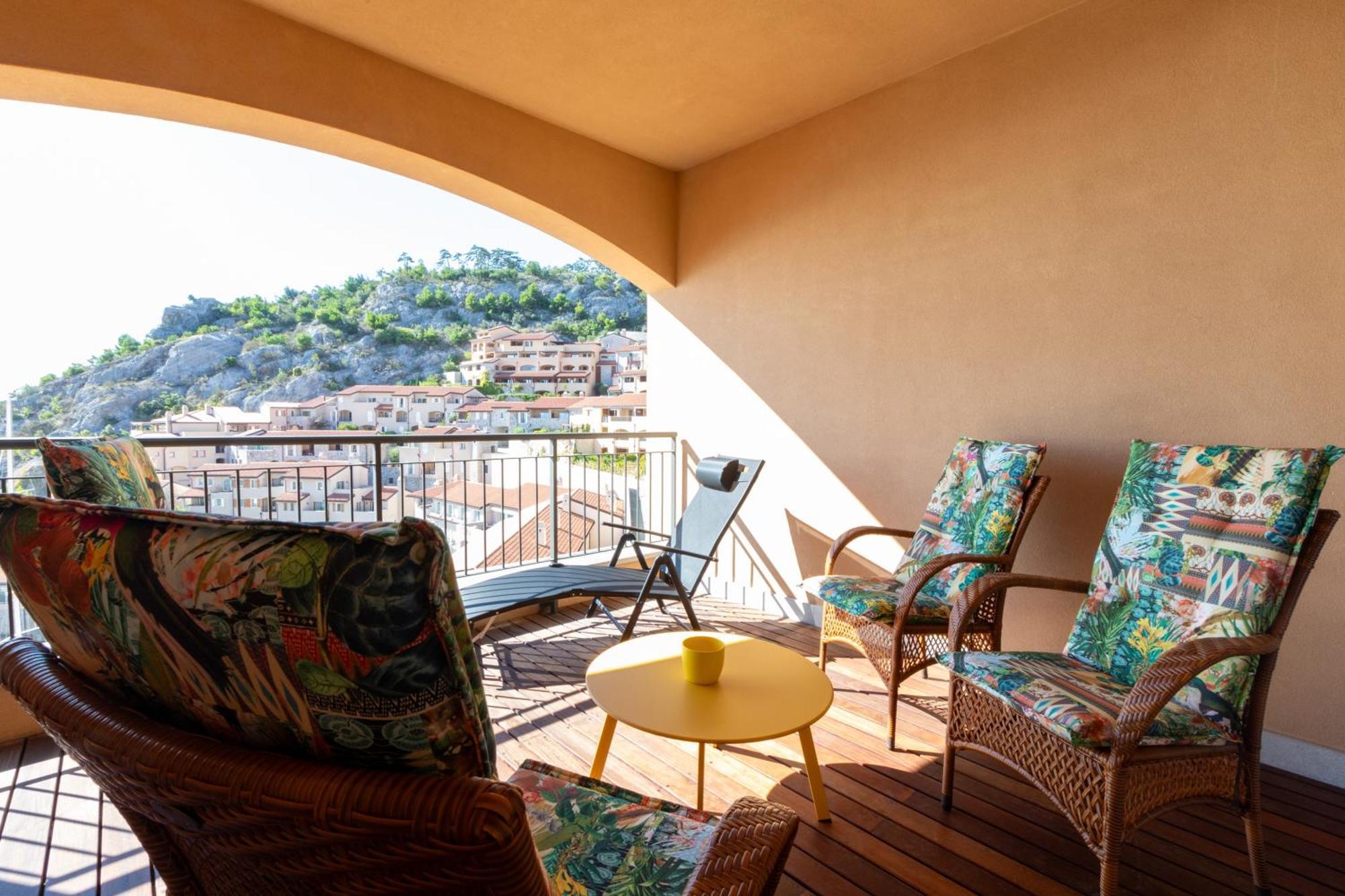 Portopiccolo Avolare Apartments In Borgo - Beach Included Сістьяна Екстер'єр фото
