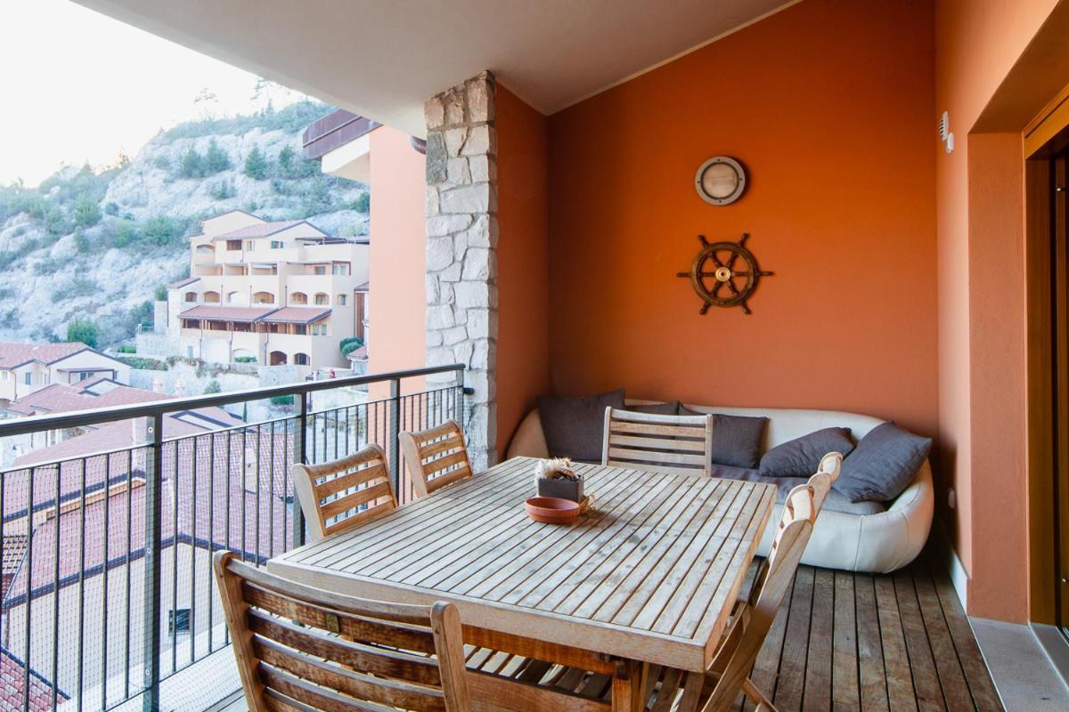 Portopiccolo Avolare Apartments In Borgo - Beach Included Сістьяна Номер фото